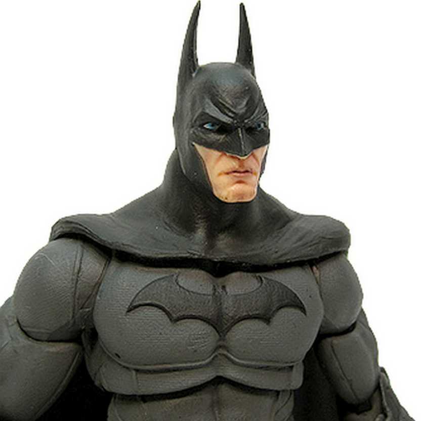 Review da Arlequina do Batman Arkham City – Square Enix Play Arts Kai