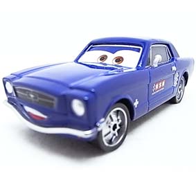 Carros 2 Brent Mustangburger e Darrell Cartrip - Cars 2 Brinquedos Mattel