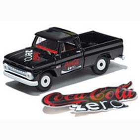 Chevy Pickup (1966) com adesivo Coca-Cola