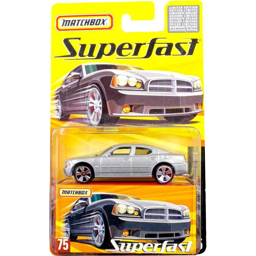Coleção 2005 Matchbox Superfast 2006 Dodge Charger R/T #75 H7808 escala 1/64