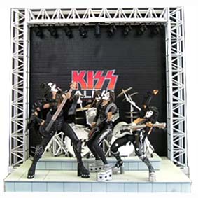 Conjunto Kiss Alive com 4 bonecos, instrumentos, palco e luz / Box set Mcfarlane Toys