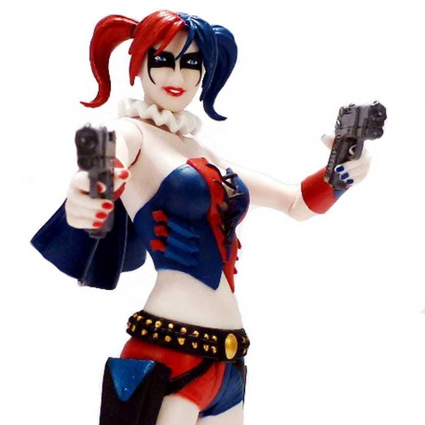 Action Figure Boneca Harley Quinn Arlequina Esquadrão Suicida Dc Multiverse  Mcfarlane Toys - Figuras de Ação Colecionáveis