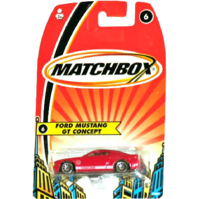 Eu sou a lenda 2005 Matchbox Ford Mustang GT concept #6 H5801 escala 1/64