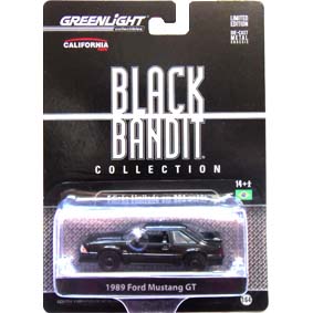 Greenlight Collectibles Black Bandit Ford Mustang GT (1988) série 6 1/64 R6 27670 
