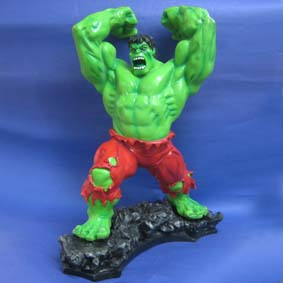 Hulk com calça vermelha