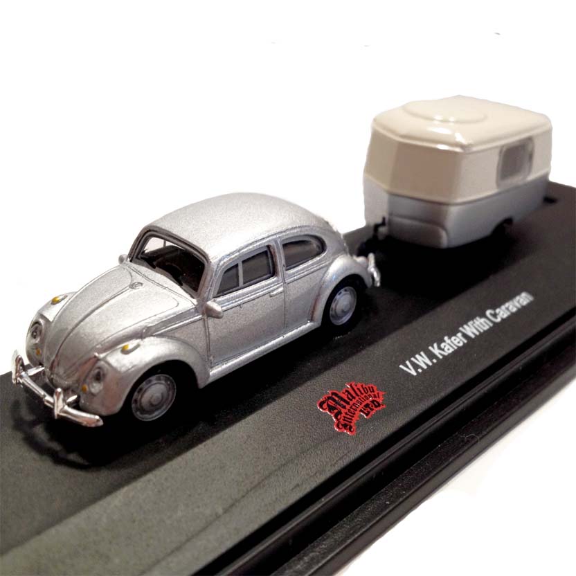 Malibu Enternational LTD : VW Kafer Beetle Fusca prata com trailer escala 1/87