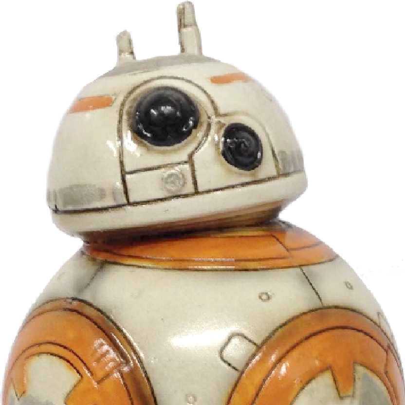 Miniatura do droid BB-8 (Star Wars) diorama do robô