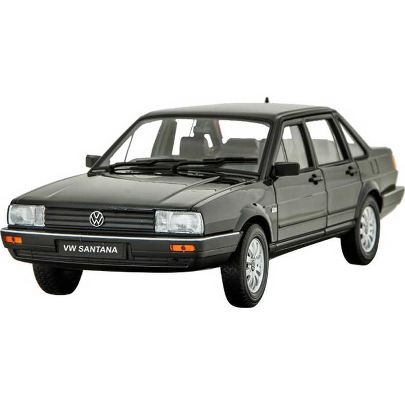 Miniatura do VW Santana 2000 GLS (1986) marca Welly escala 1/18