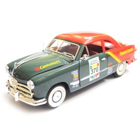 Miniaturas carros Solido :: Ford Berline 1949 Panaméricaine escala 1/18